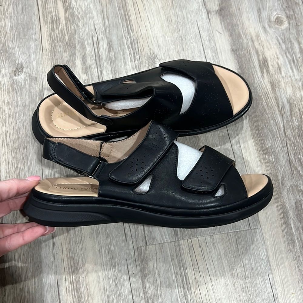 Centro Point sandals